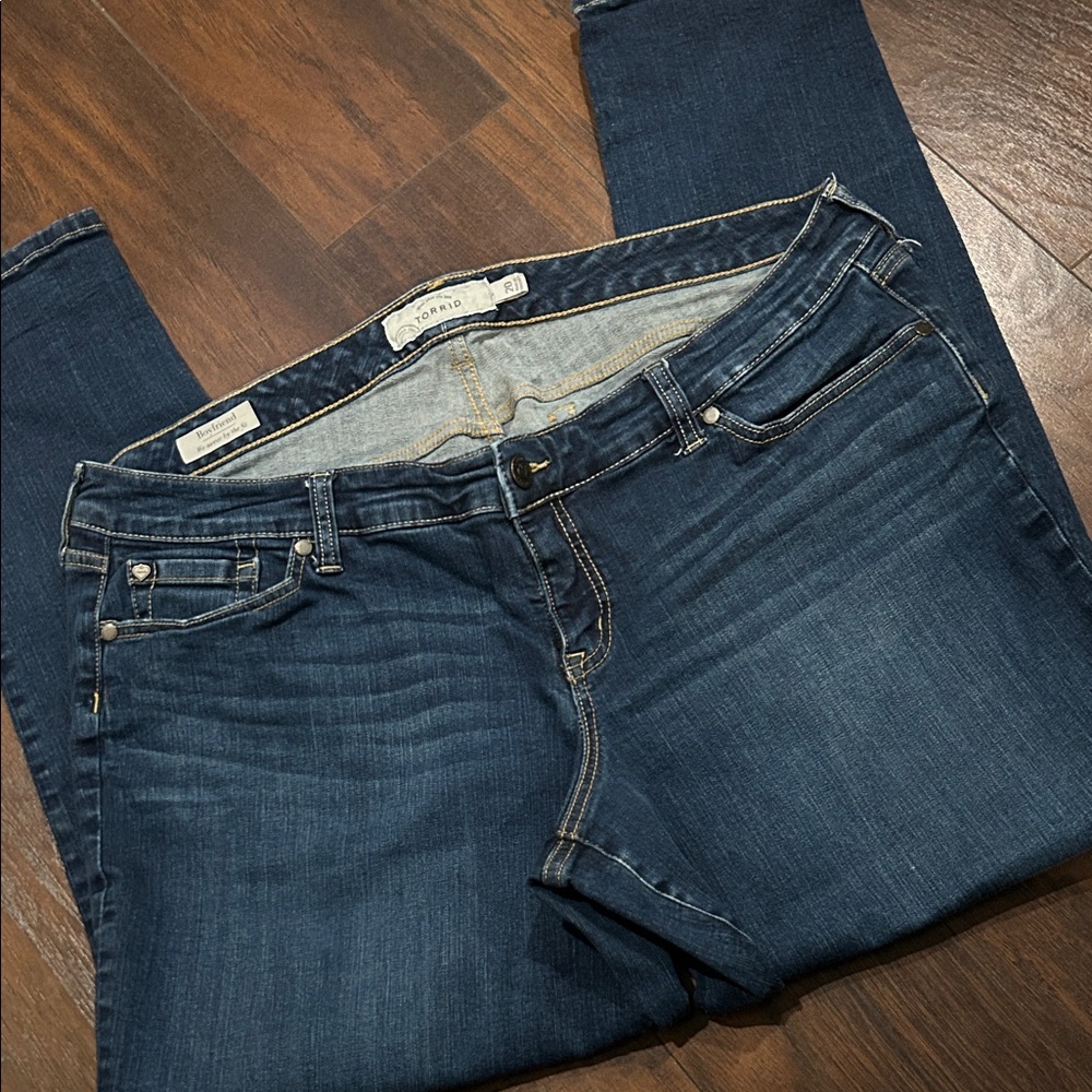 Womens Torrid Perfect Mid-Rise Boyfriend Jeans